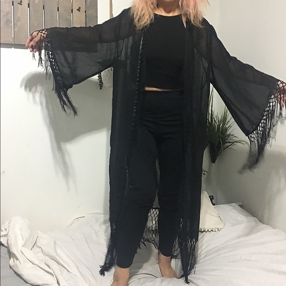 sold out/ UNIF Wiccan kimono fringe sheer cardigan - Picture 8 of 8